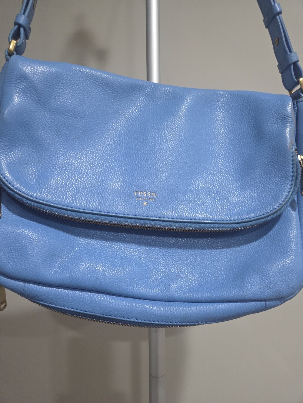 Fossil Preston Royal Blue Pebbled Leather Crossbody Bag 11×9×2in. - Picture 2 of 8